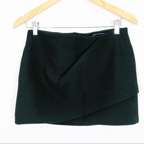 🔥SALE🔥 Zara draped mini skirt in dark green, small NWOT - Picture 3 of 7